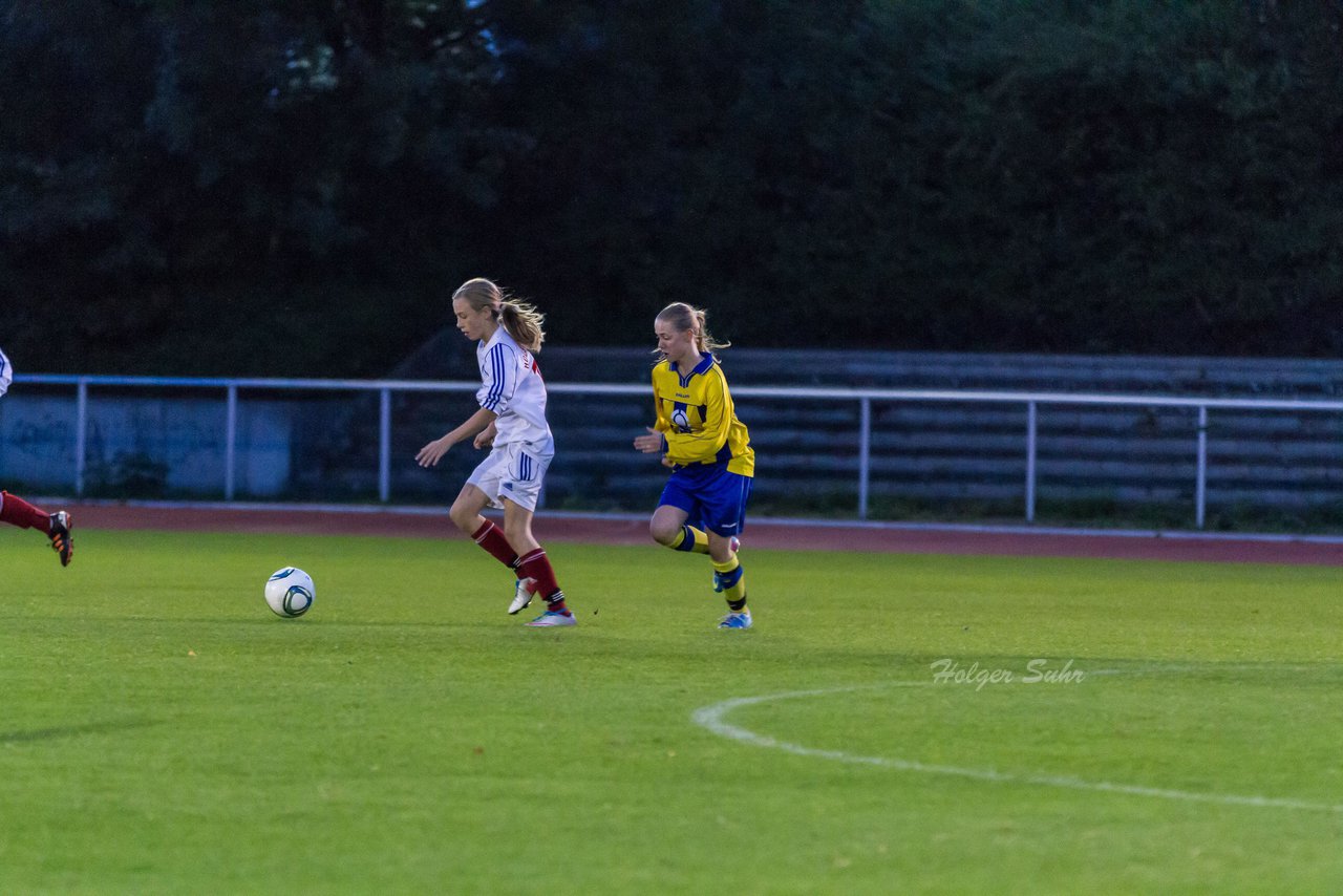 Bild 84 - B-Juniorinnen SV Henstedt-Ulzburg - Holstein Kiel : Ergebnis: 0:12